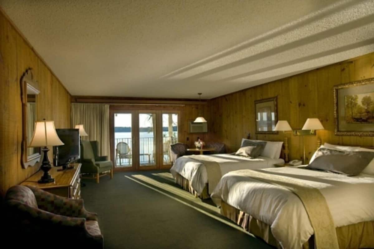 Steamboat Bay Lower Sunrise Villa 2 Queens w/ Balcony on the waters edge | Desk, iron/ironing board, cribs/infant beds, rollaway beds