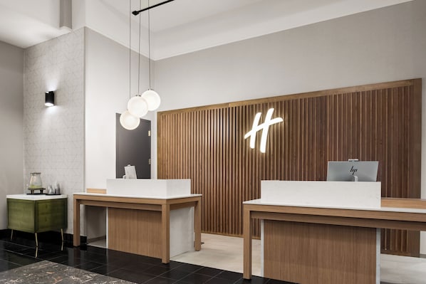 Reception - Holiday Inn & Suites Albuquerque Airport by IHG (Albuquerque)