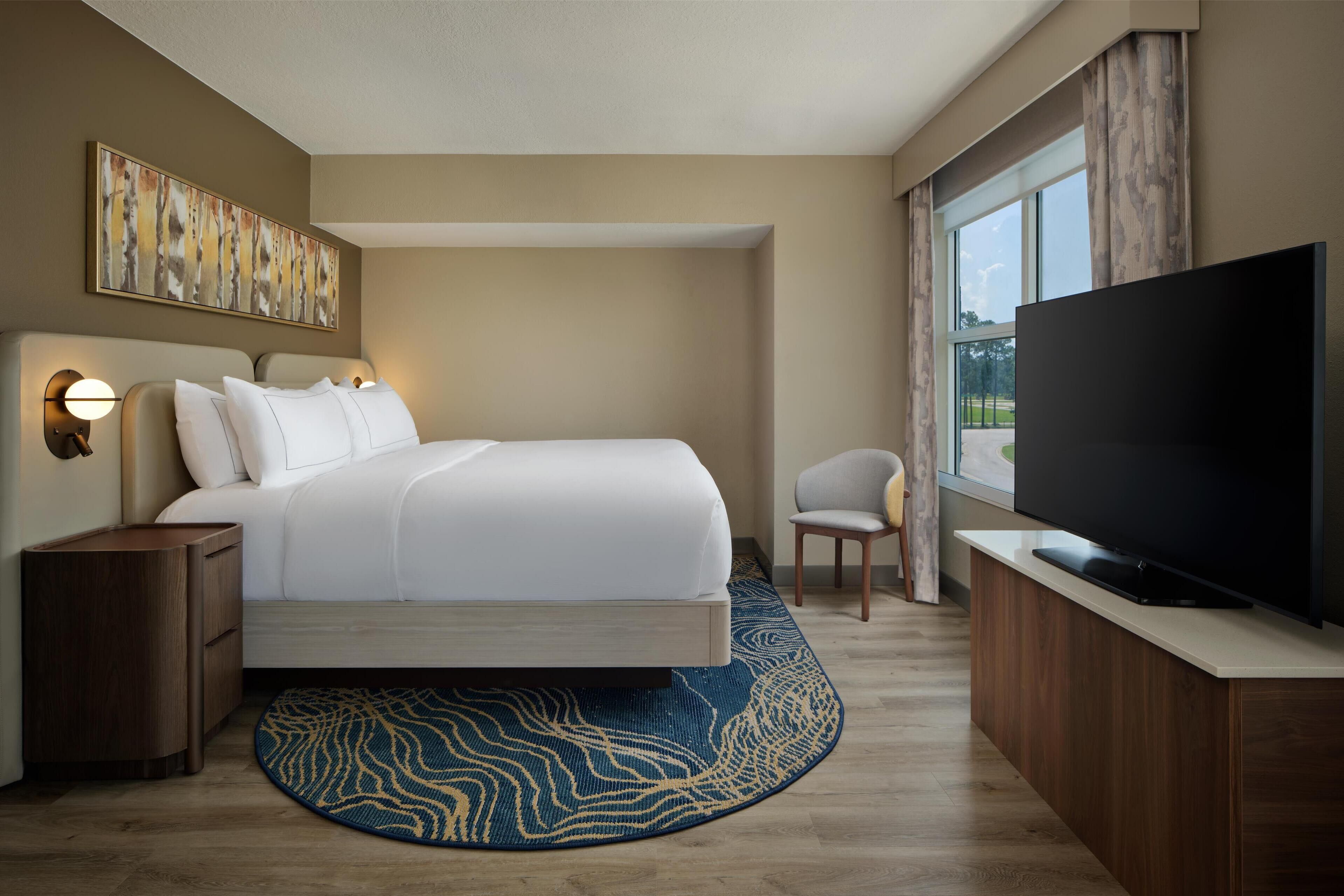 suite, 1 king bed with sofa bed | 1 bedroom, hypo-allergenic bedding, in-room safe, desk