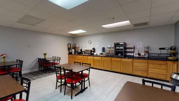 Free daily breakfast