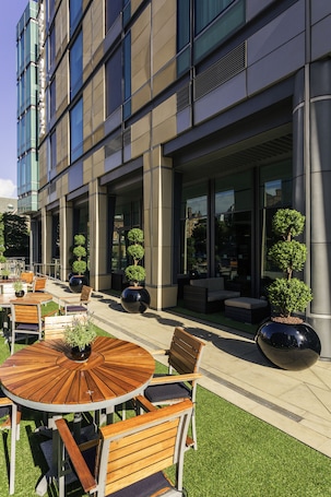 Terrace/patio. voco Sheffield by IHG