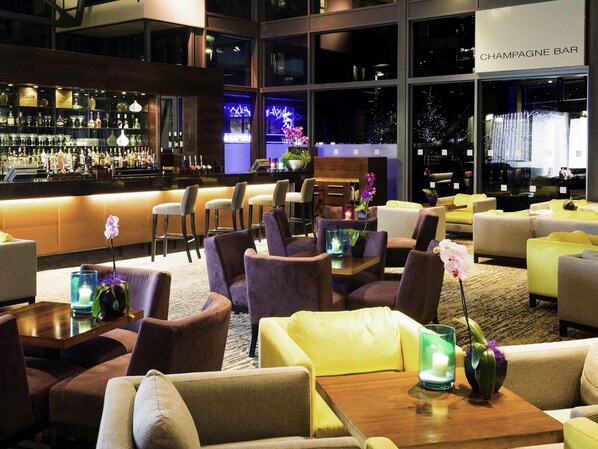 Champagne bar - Mercure Sheffield St Paul's Hotel & Spa (Sheffield)
