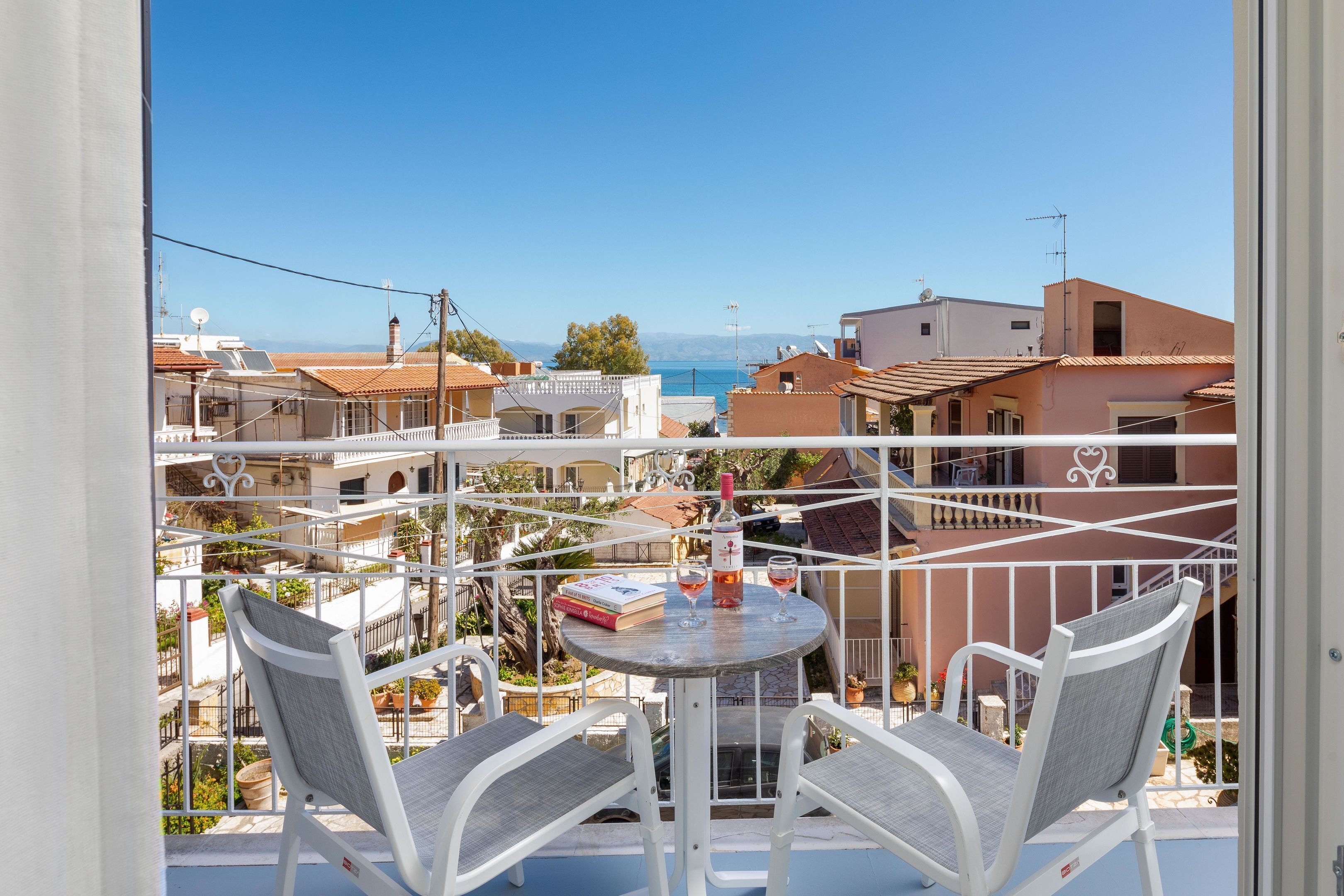 Photo - Bella Vista Beach Hotel