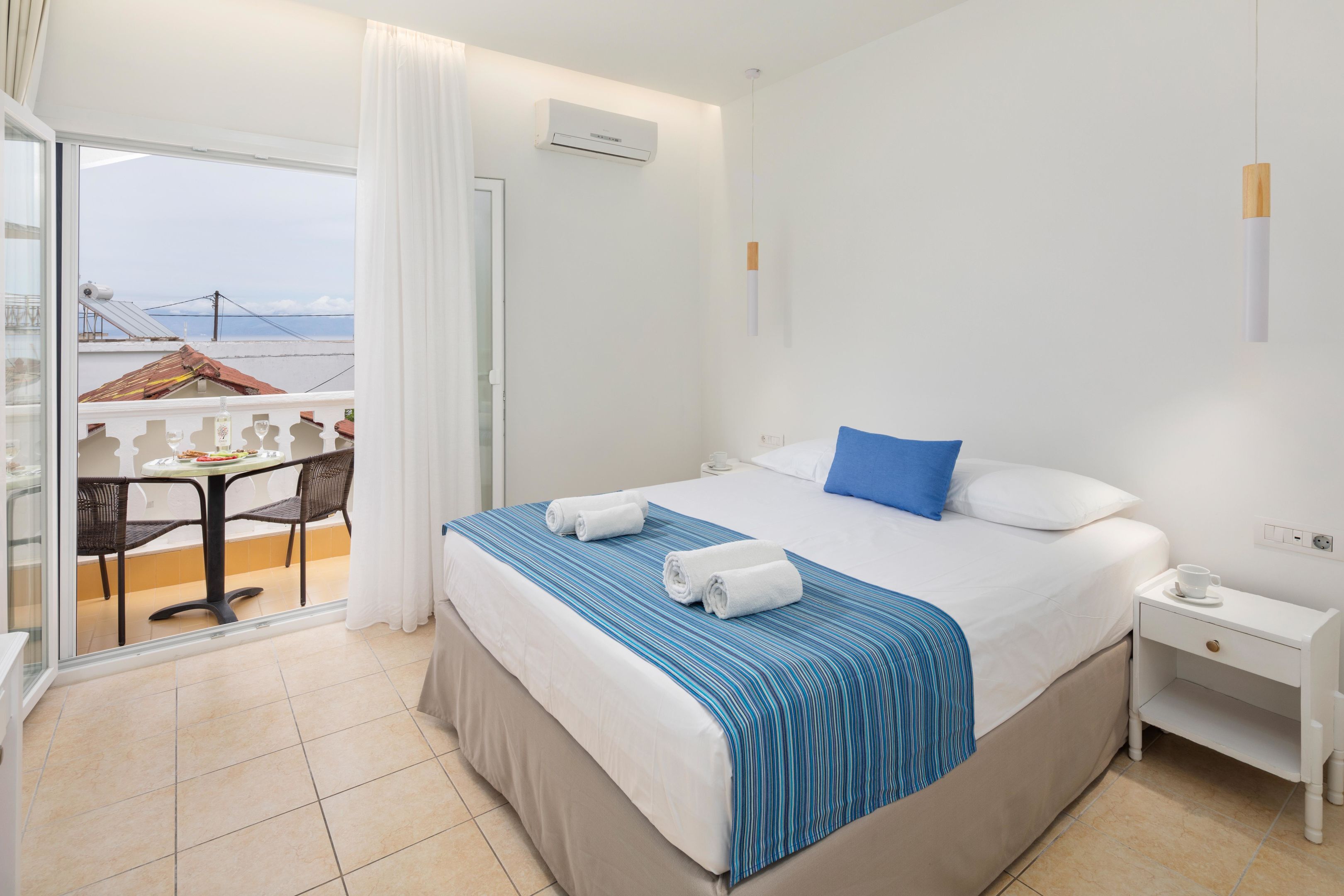 Classic Double or Twin Room, Balcony