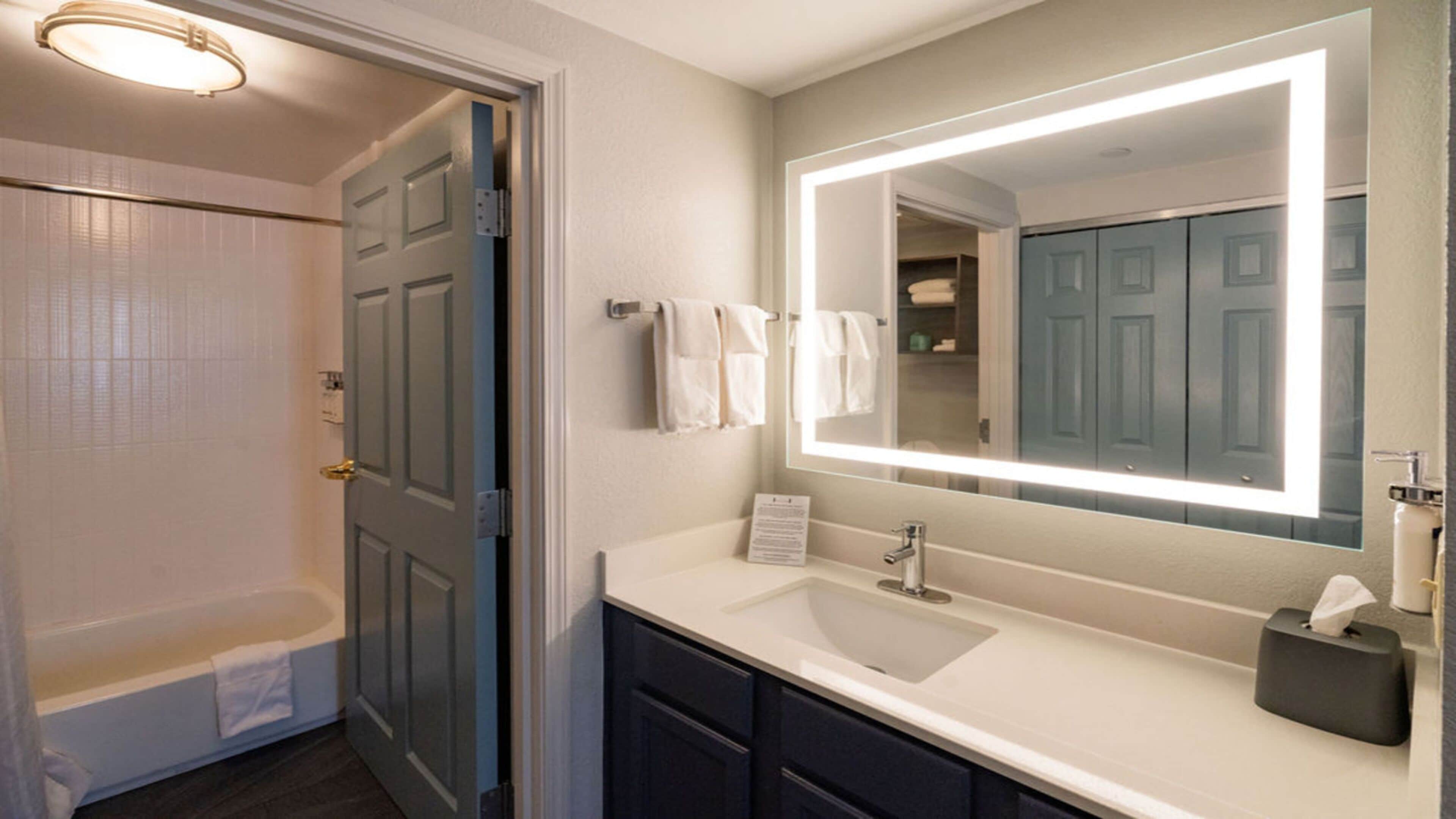 room, 2 bedrooms, kitchen (living & dining room) | bathroom | combined shower/bathtub, hair dryer, towels