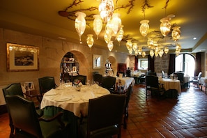 Food court