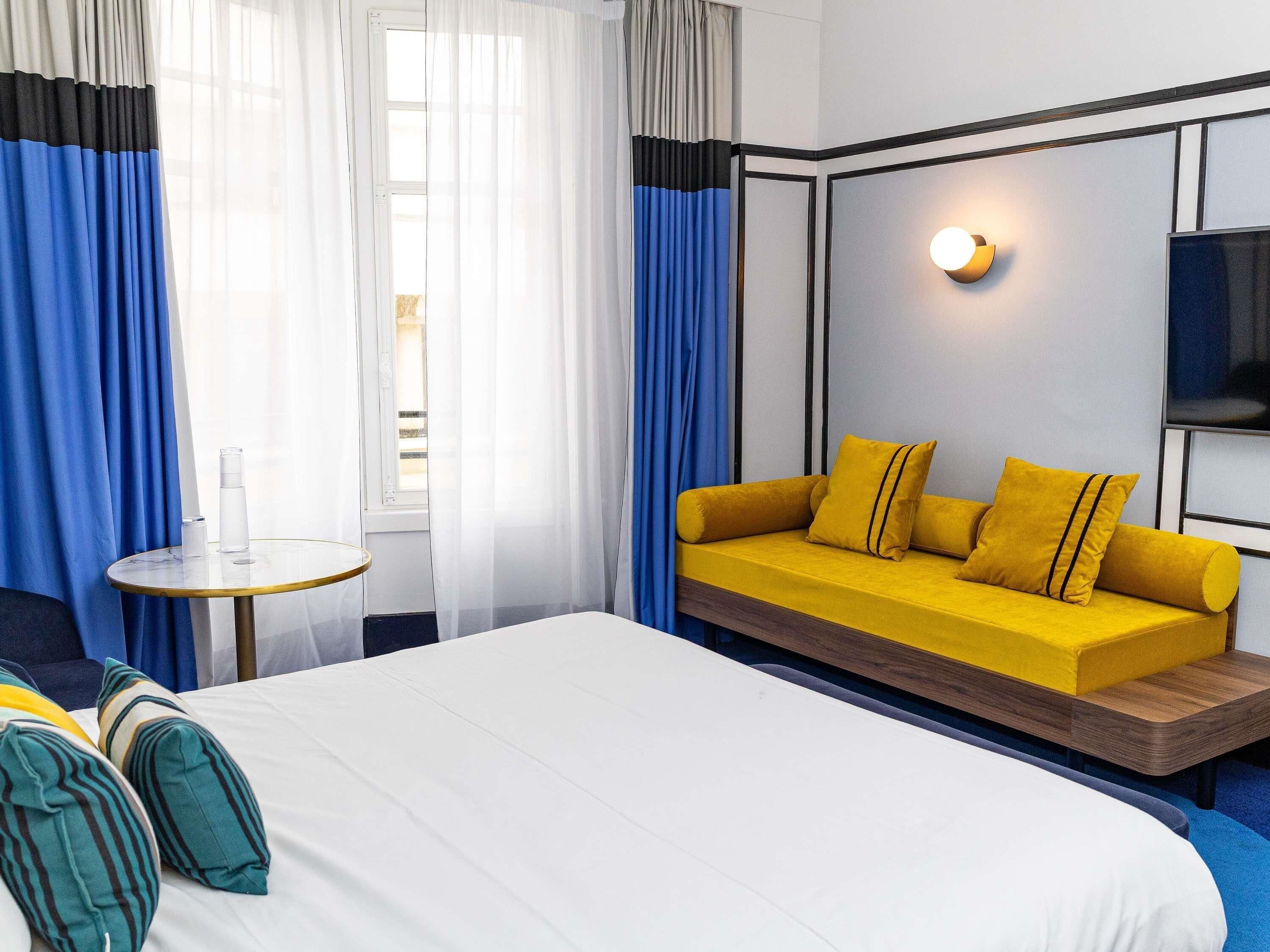 Minibar, in-room safe, desk, blackout drapes