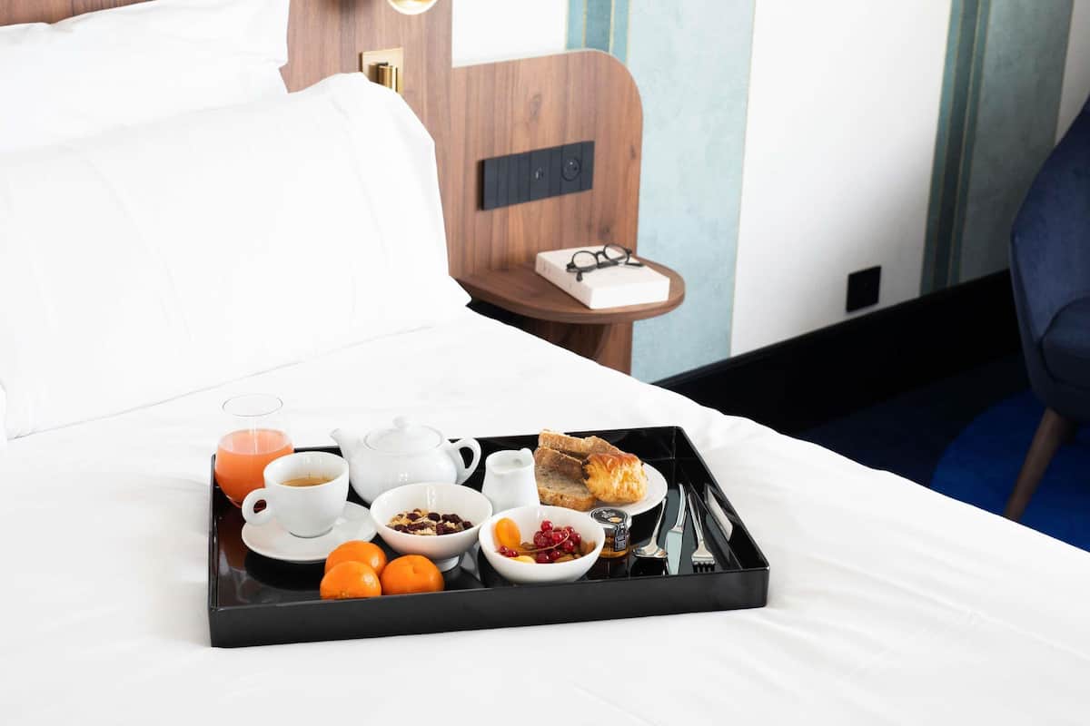 Minibar, in-room safe, desk, blackout curtains