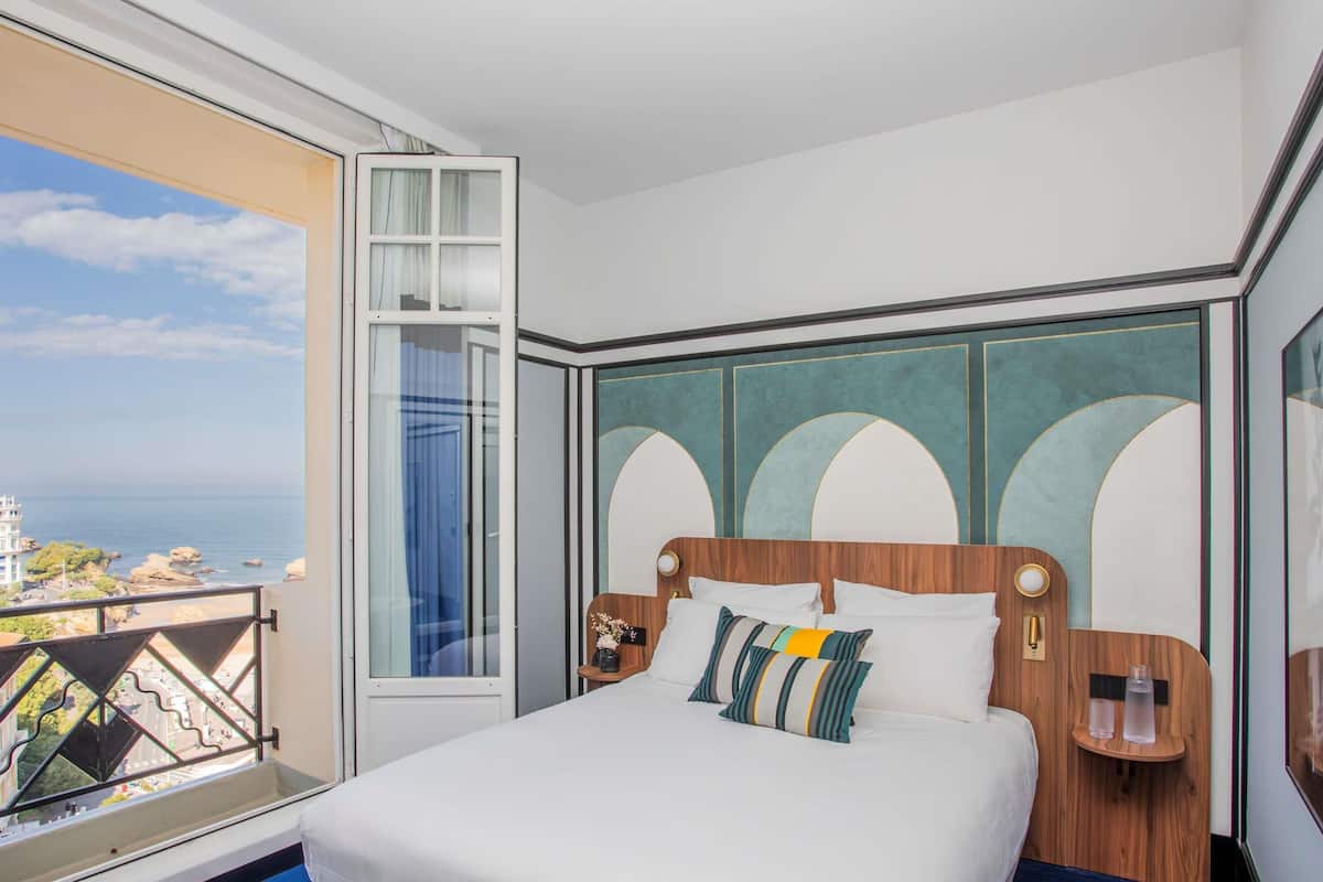 Deluxe Room, 1 Double Bed, Ocean View