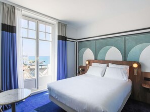 Deluxe Room, 1 Double Bed, Ocean View | Minibar, in-room safe, desk, blackout curtains - Hotel Plaza Biarritz Plage - Handwritten Collection (Biarritz)