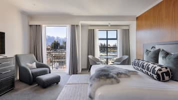 Literie hypoallergénique, couette en duvet d'oie, minibar