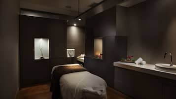 Couples treatment room(s), hot tub, steam room, Turkish bath/hammam