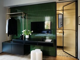 Quarto premium, sacada, vista para a cidade | 1 quarto, roupas de cama premium, edredons de pluma, frigobar