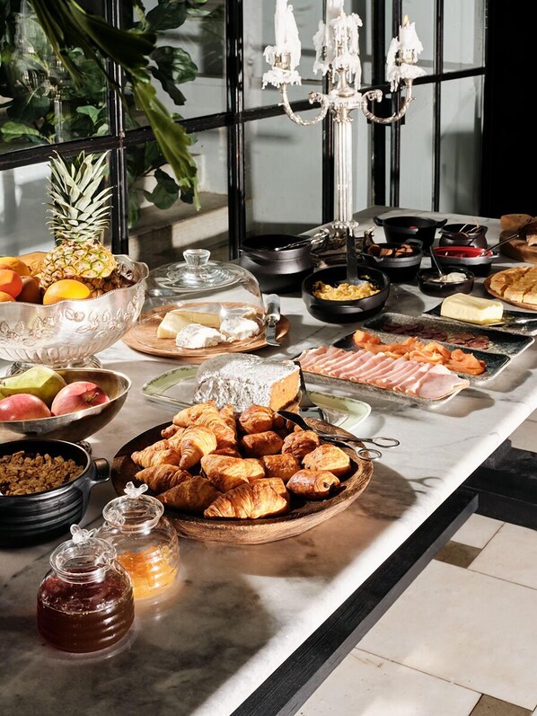 Desayuno buffet incluido todos los días