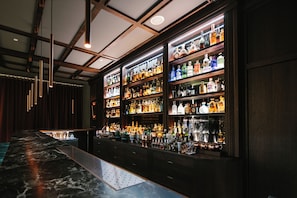 Lobby lounge - Crowne Plaza Belgrade by IHG (Belgrade)