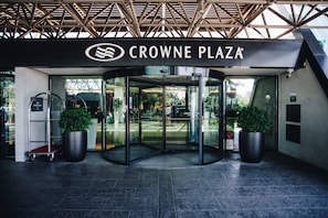 Exterior - Crowne Plaza Belgrade by IHG (Belgrade)