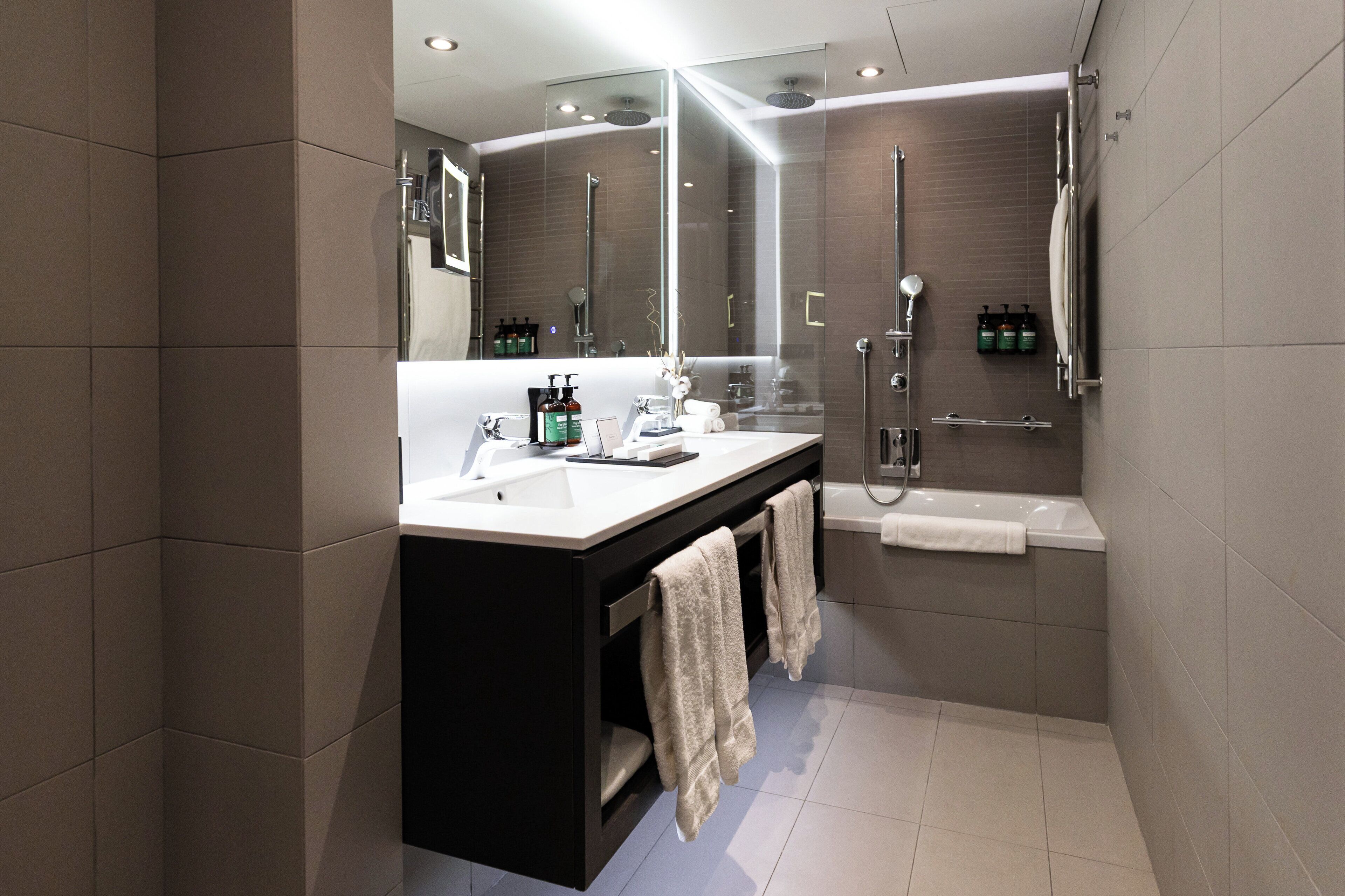 Photo - Crowne Plaza Belgrade by IHG