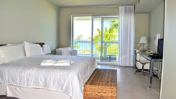 Studiosvit - havsutsikt - vid havet | Sängtillbehör av högsta kvalitet, duntäcken och Tempur-Pedic-madrasser