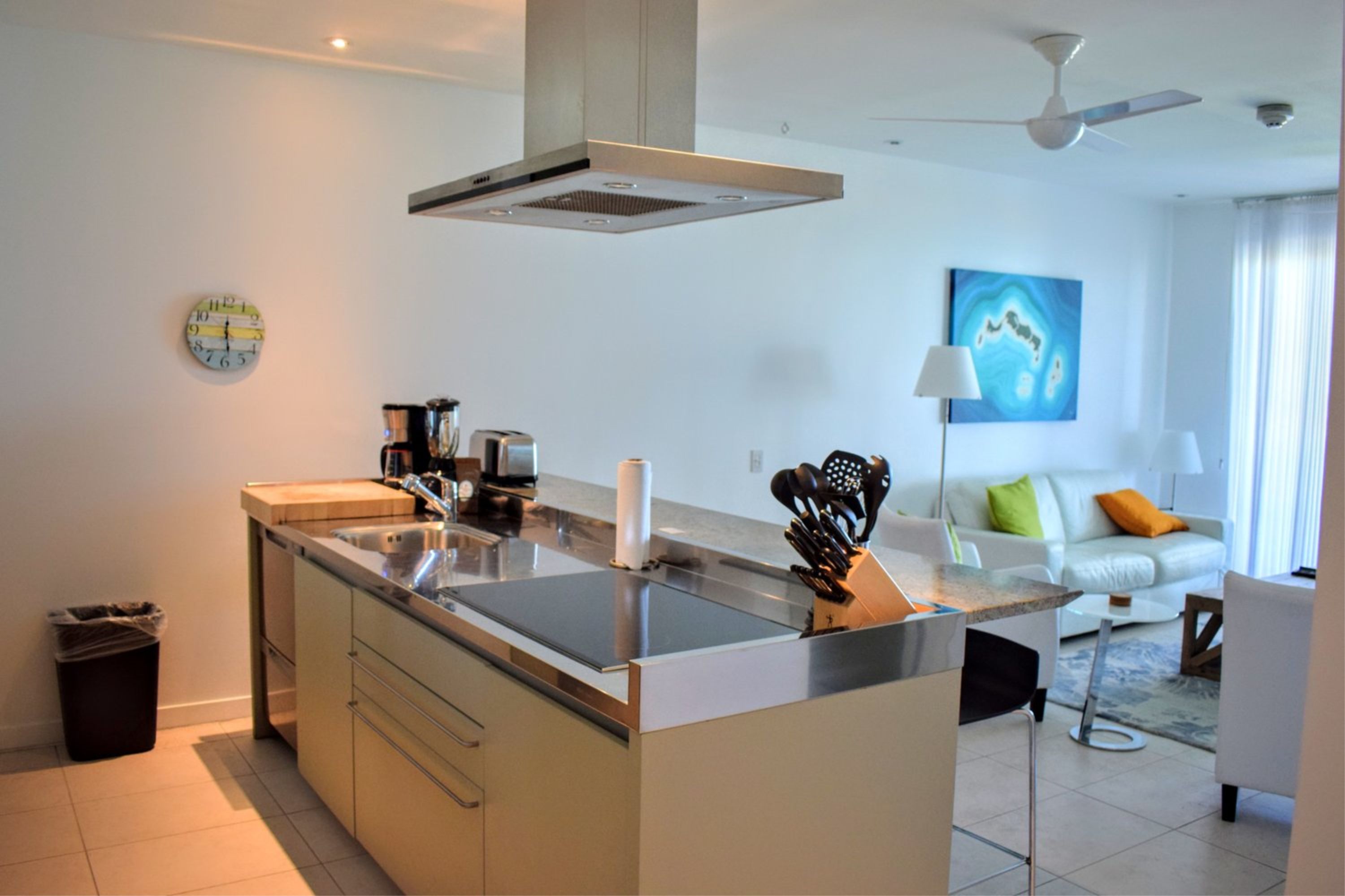 fridge, microwave, dishwasher, coffee/tea maker