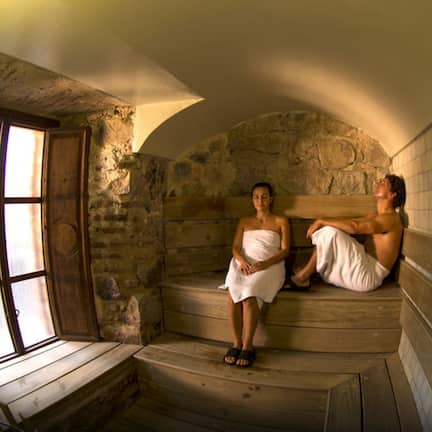 Couples treatment rooms, sauna, hot tub, body treatments, aromatherapy