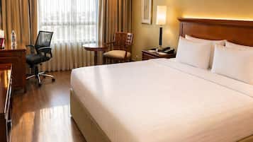 Egyptian cotton sheets, premium bedding, down comforters, pillowtop beds