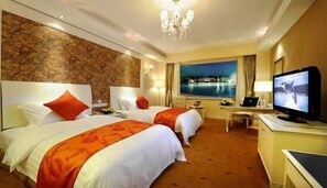 Down duvets, minibar, in-room safe, desk - Homeland Hotel (Chengdu)