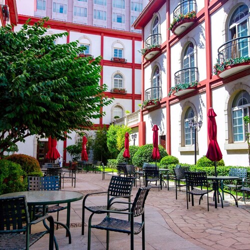 Beijing Dongfang Hotel