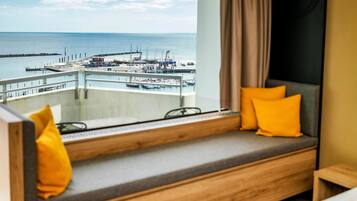 Superior-Zimmer, 1 King-Bett, Balkon, Meerblick | Innenbereich
