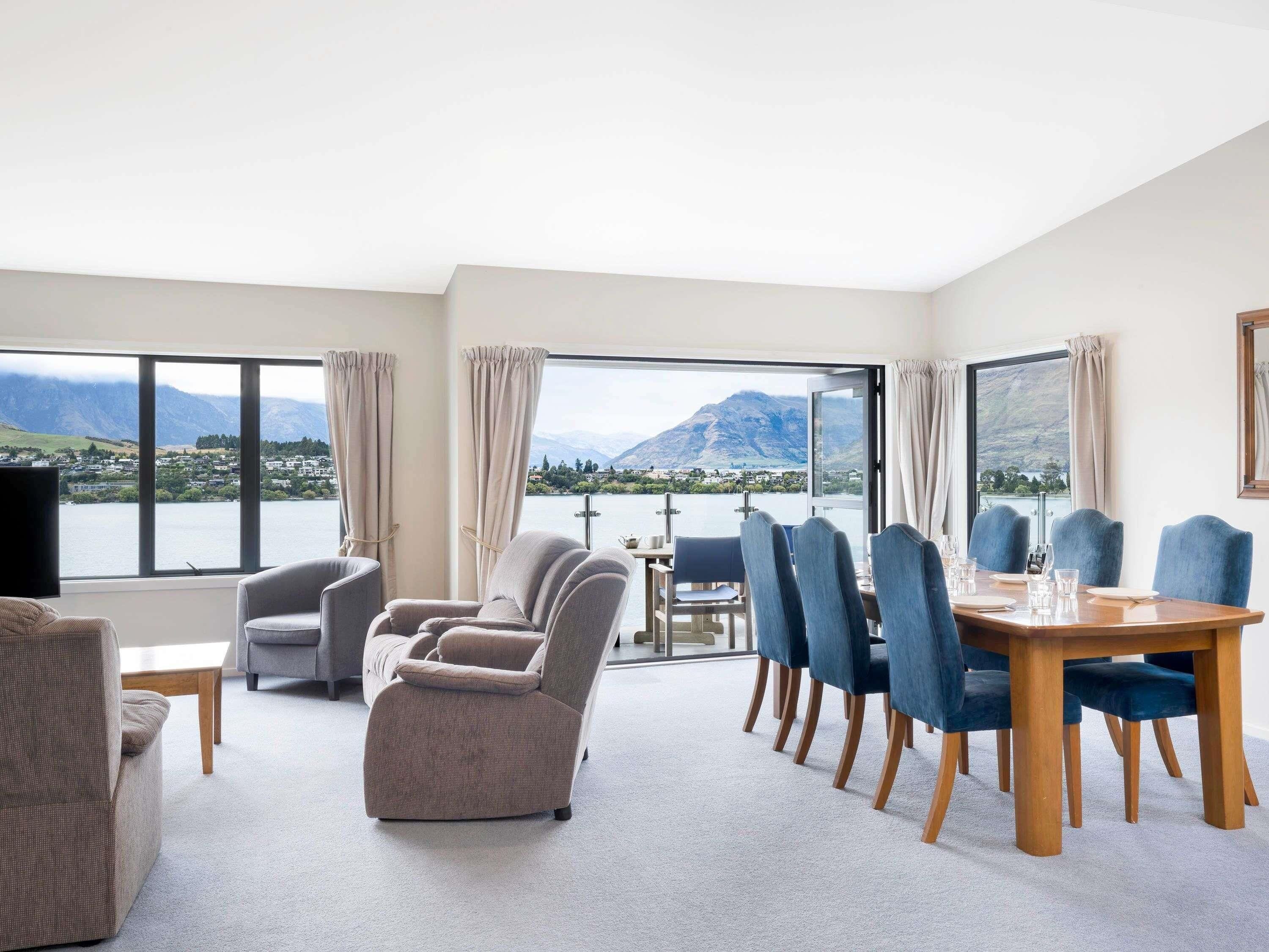 Suite, 3 camere da letto, vista lago | Insonorizzazione, ferro/asse da stiro, Wi-Fi gratuito, lenzuola