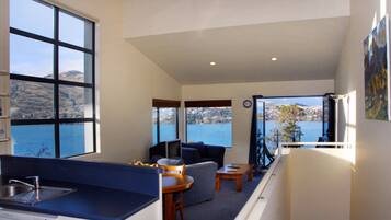 Soundproofing, iron/ironing board, free WiFi, bed sheets