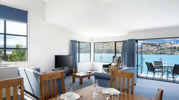 Soundproofing, iron/ironing board, free WiFi, bed sheets