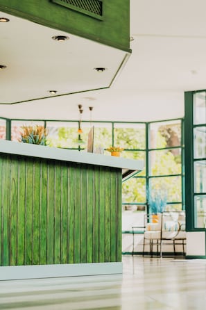 Check-in-/Check-out-Schalter