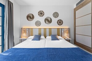 In-room safe, free cots/infant beds, free WiFi, bed sheets - THB Tropical Island Aparthotel (Yaiza)