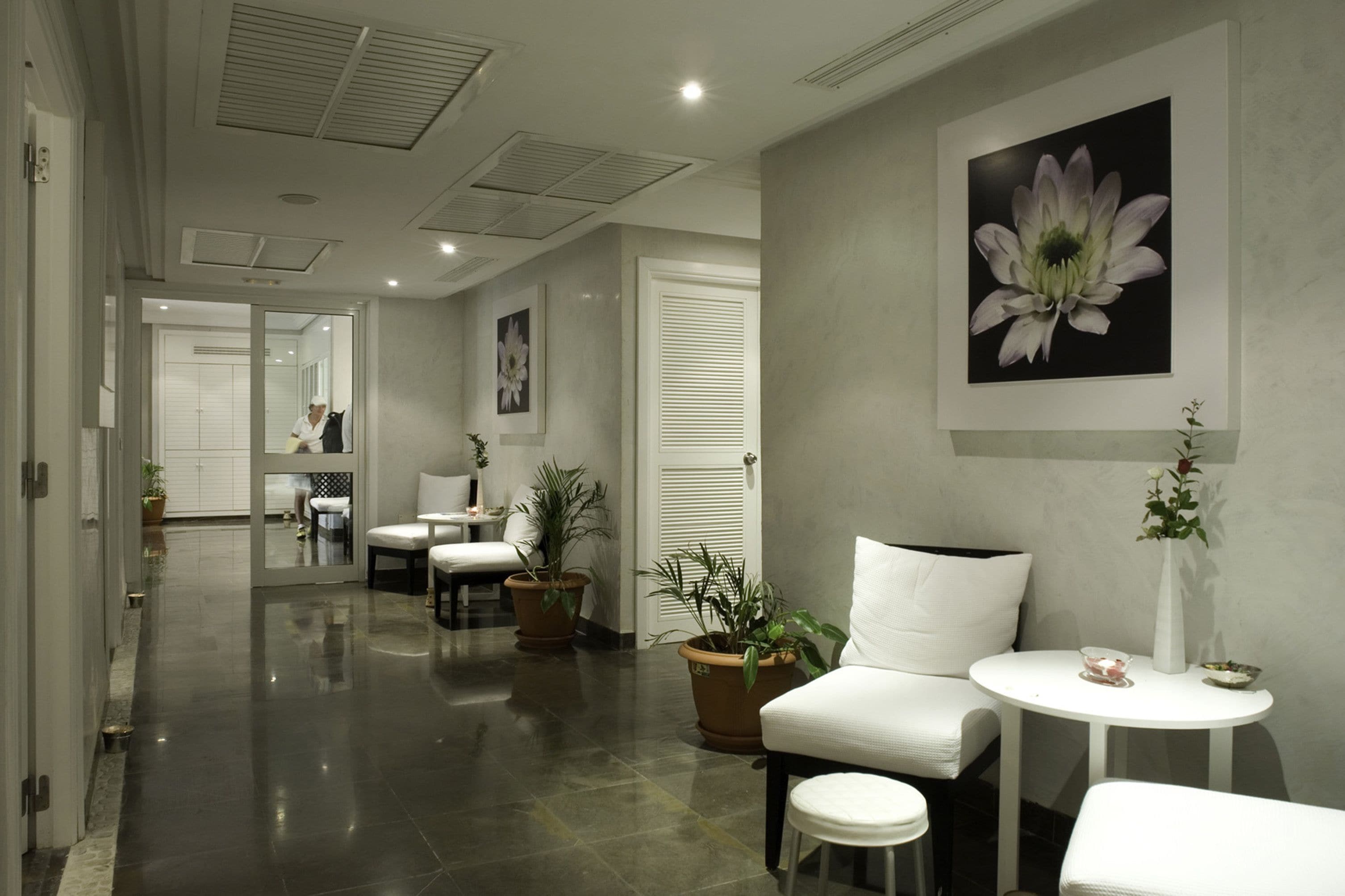 turkish bath/hammam, body treatments, hydrotherapy, aromatherapy