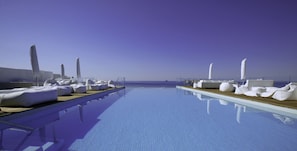 Indoor pool, 2 outdoor pools, pool umbrellas, sun loungers - The Sindbad (Hammamet)