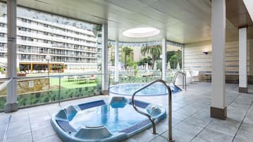 Een Turks bad/hammam, hotstone-massages, 1 behandelingskamer