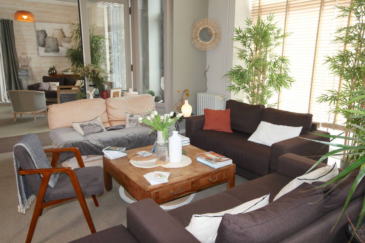 comfort quadruple room | individually decorated, desk, soundproofing, free wifi