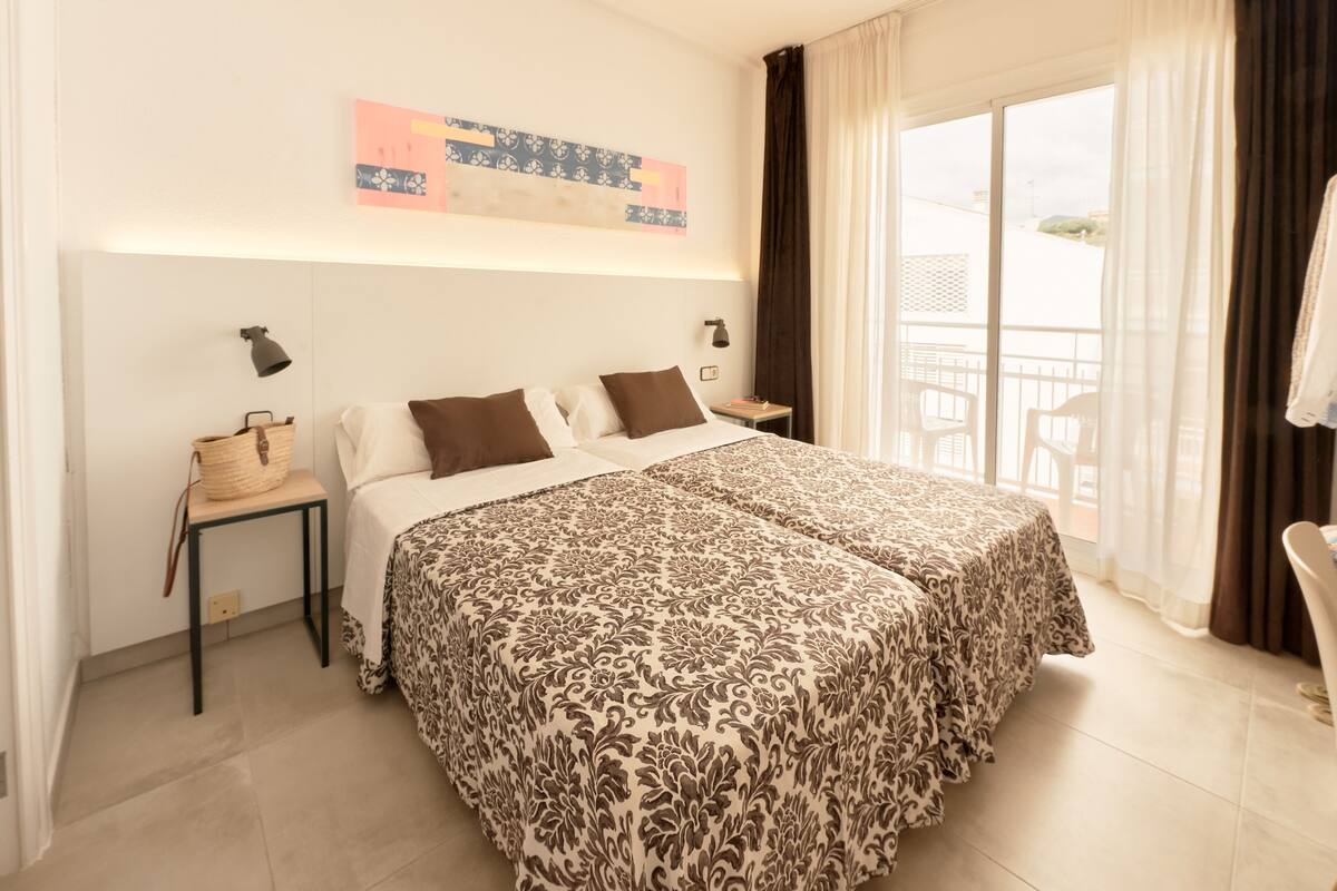 in-room safe, individually furnished, free wifi