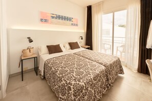 객실 내 금고, 각각 다르게 가구 비치, 무료 WiFi