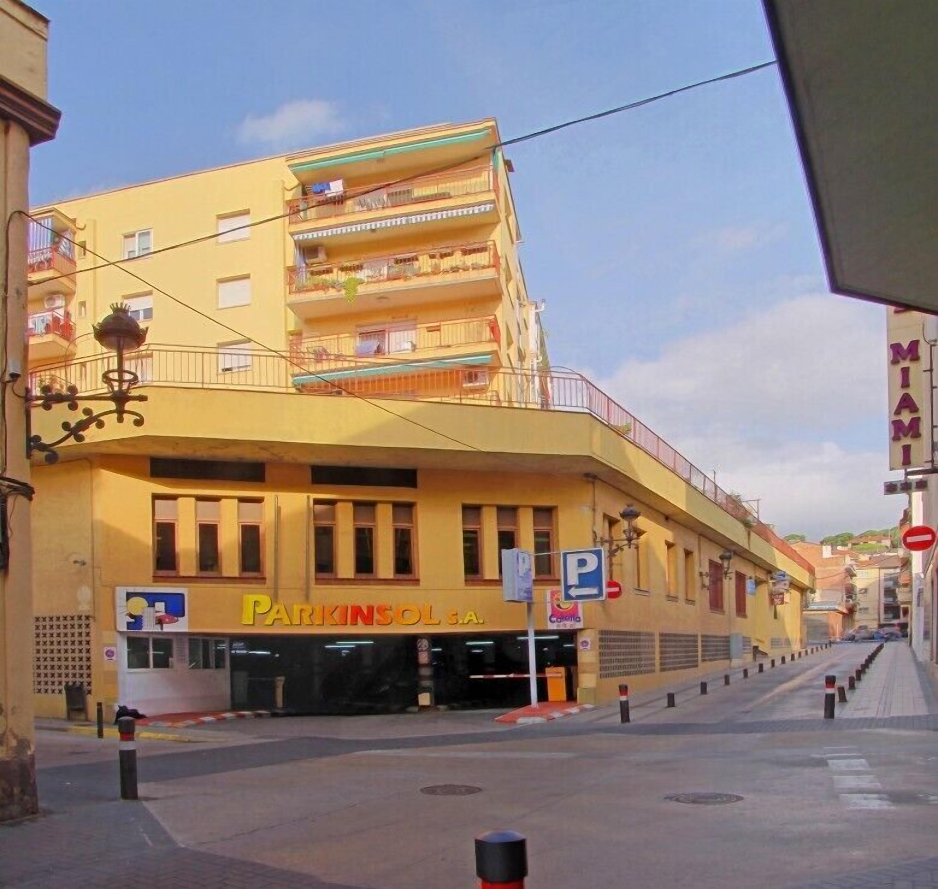 self-parking (surcharge) 15 per night