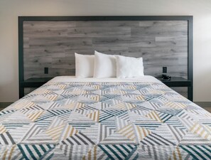 Desk, free WiFi - Motel 6 Pico Rivera, CA - Los Angeles (Pico Rivera)