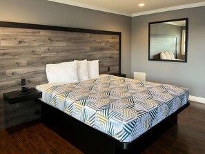 Standard Room, 1 King Bed, Non Smoking, Refrigerator & Microwave