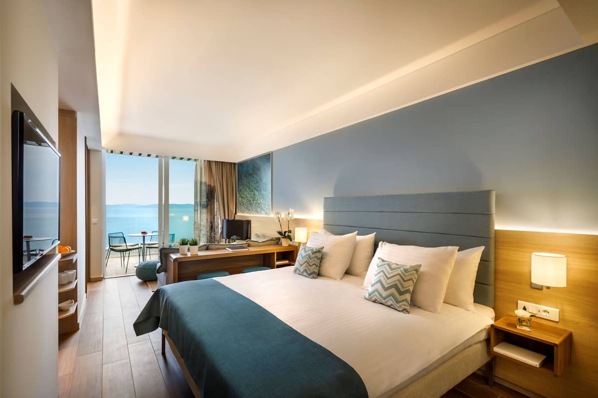 suite for 2+2 seaview - maro suites | 1 bedroom, minibar, in-room safe, desk