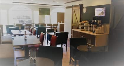 Holiday Inn Express Mount Pleasant-Scottdale by IHG