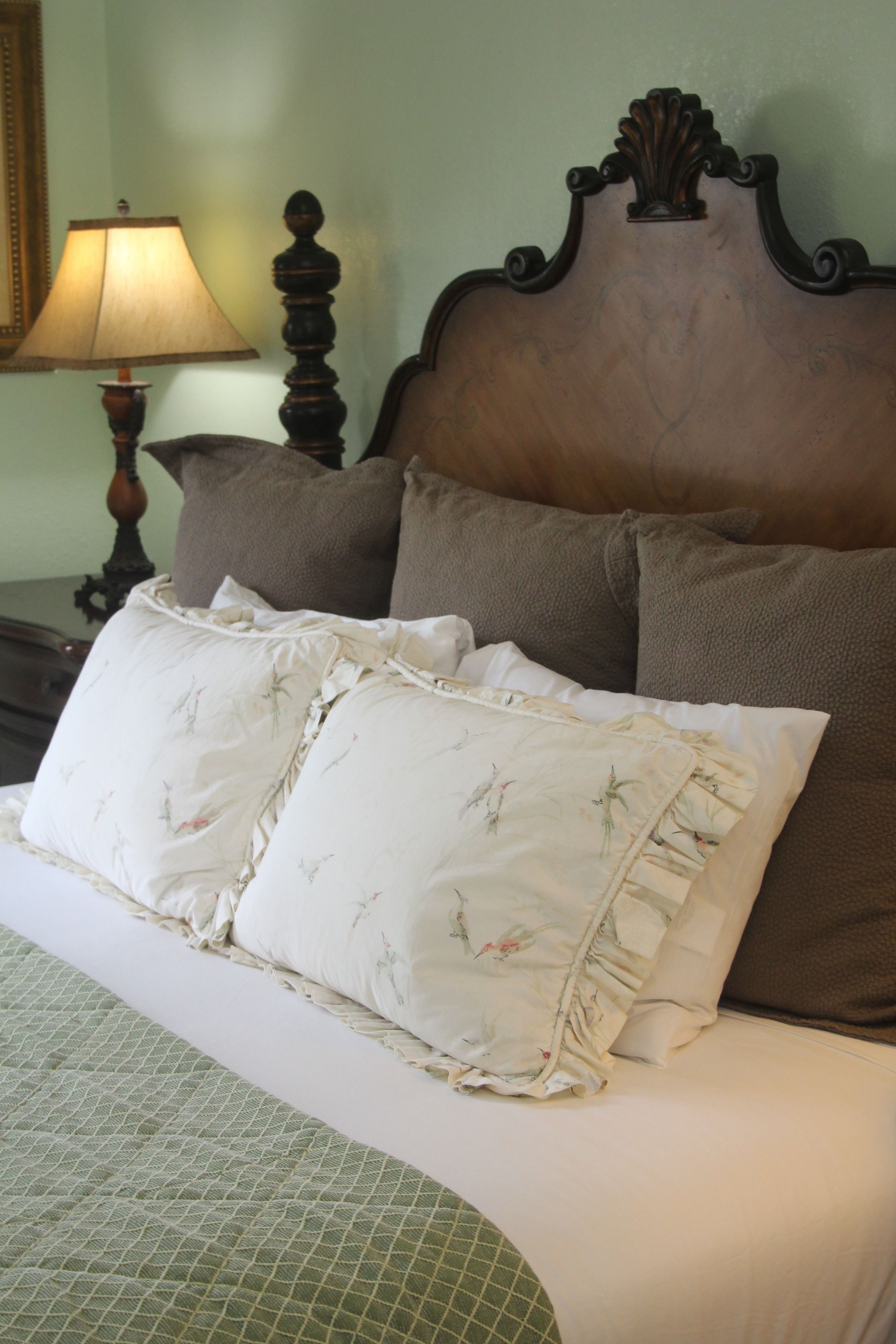 suite, 1 bedroom | premium bedding, blackout curtains, iron/ironing board, free wifi