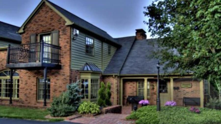 Hillwinds Inn