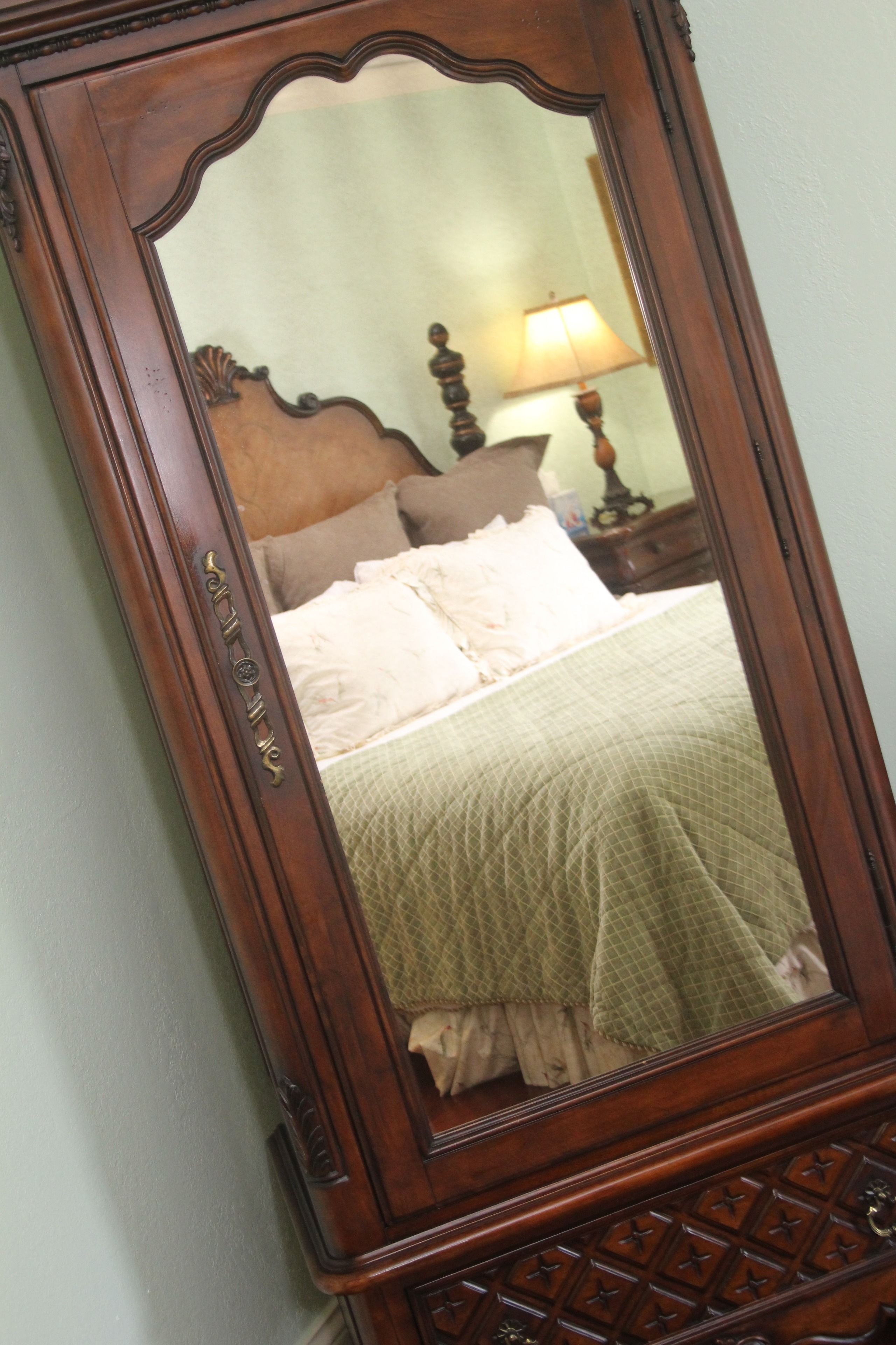 高档床上用品、遮光窗帘、熨斗/熨衣板、免费 WiFi