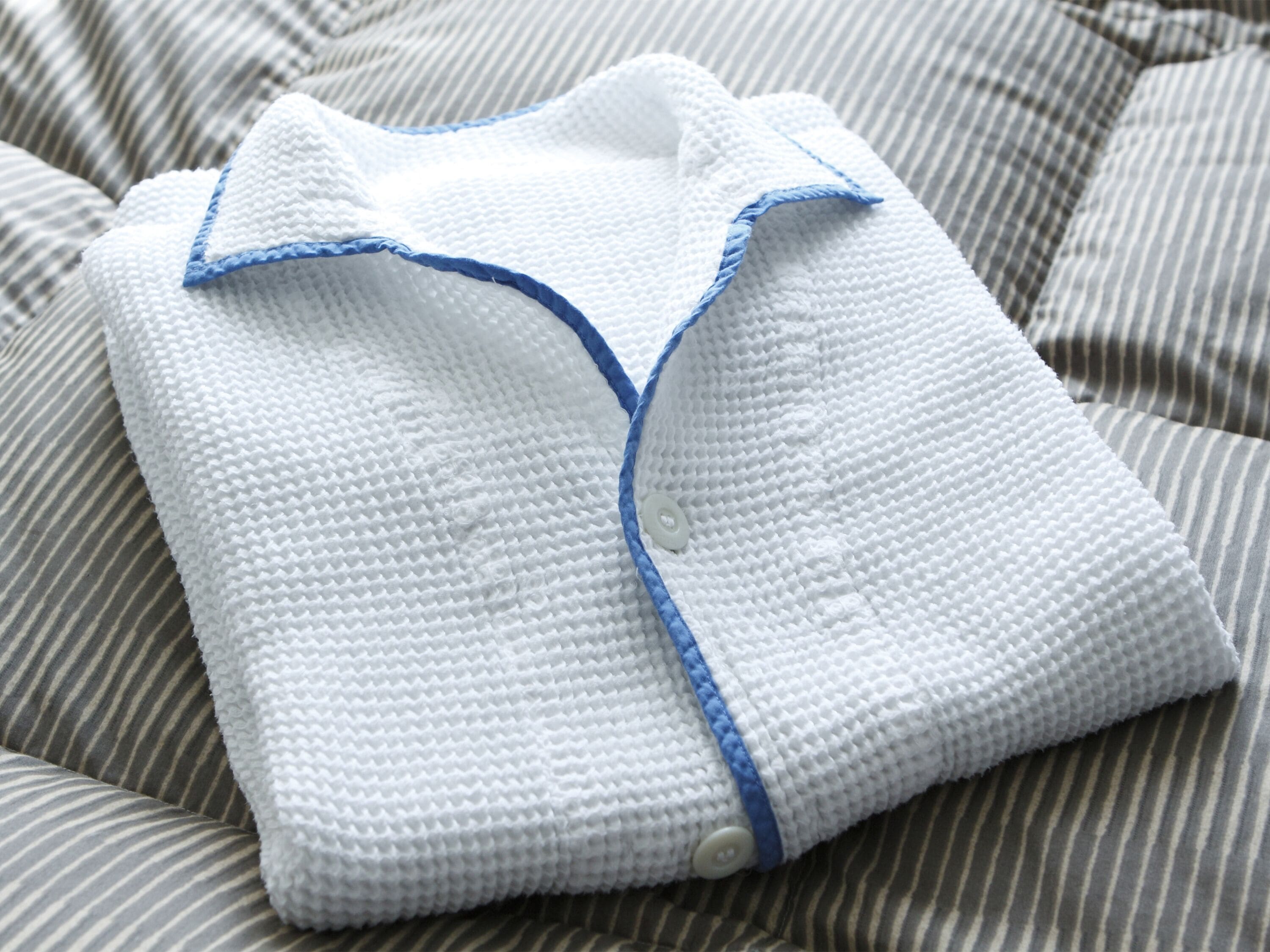 desk, blackout curtains, free wifi, bed sheets