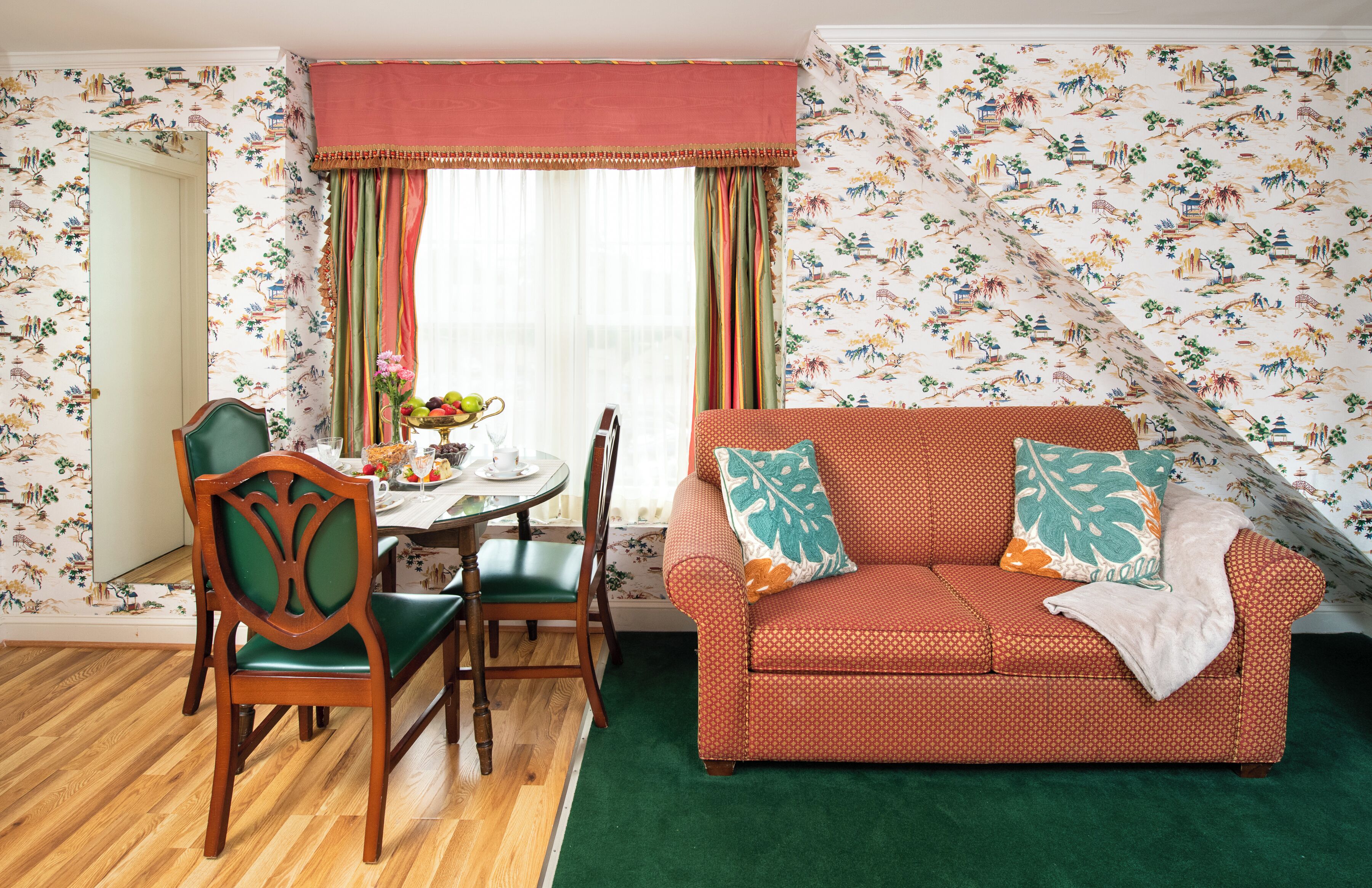 Traditional Apartment (No Pets) | Individually decorated, desk, blackout drapes, iron/ironing board