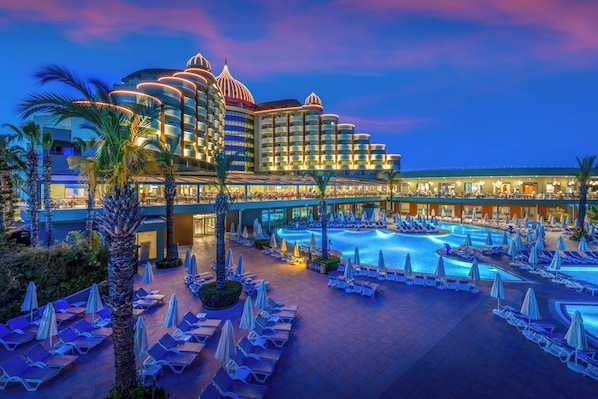 Exterior - Delphin Palace - All Inclusive (Antalya)